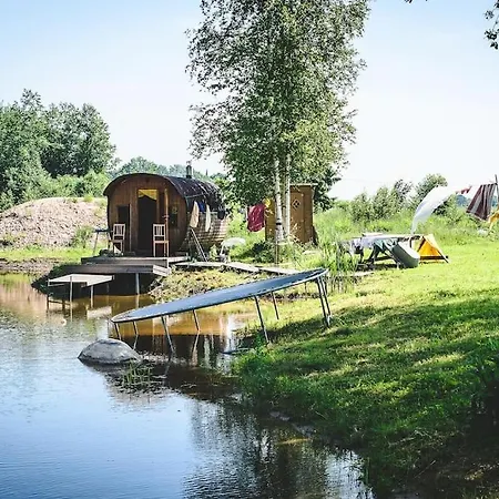 Oma Tiigi Ja Saunaga Suvemajake Soomaa Serval Feriehus Viljandi (Viljandimaa)
